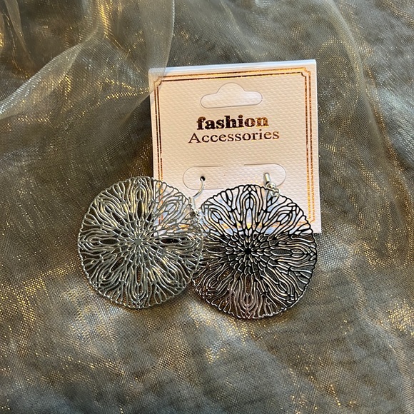 Jewelry - NWT Earrings : Boho Style Metal